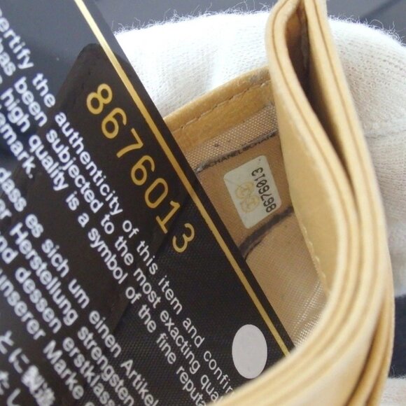 Authentic CHANEL Icon line Card Case leather [Used] - Picture 14 of 14